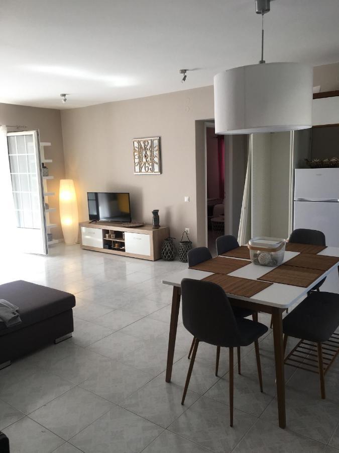 Filippos Apartments Argosztóli Kültér fotó