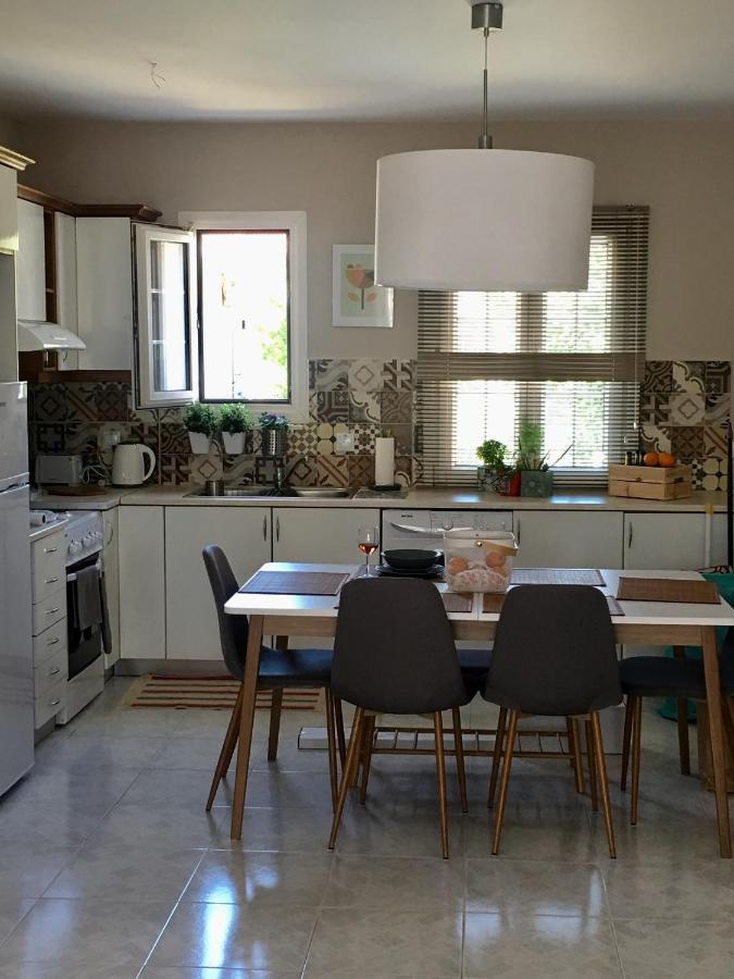 Filippos Apartments Argosztóli Kültér fotó